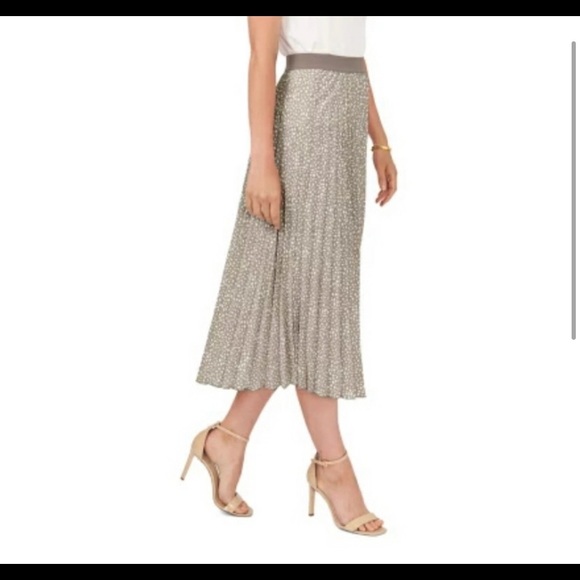 Vince Camuto cafe/white accordion pleat skirt NWT - Picture 2 of 11